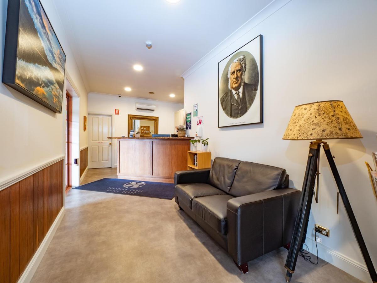 Bowen Inn Motel Lithgow Kültér fotó